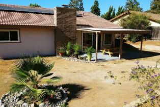 Single Family Residence, 1105 Box Canyon rd, Fallbrook, CA 92028 - 4