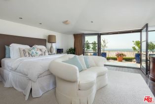 Single Family Residence, 703 Palisades Beach rd, Santa Monica, CA 90402 - 26