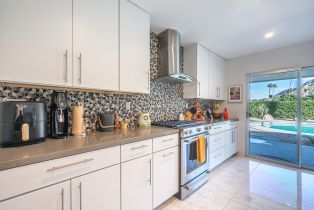 Single Family Residence, 2622 Camino Real, Palm Springs, CA 92264 - 12