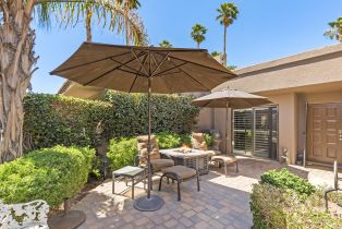 Condominium, 76716 Chrysanthemum Way, Palm Desert, CA  Palm Desert, CA 92211