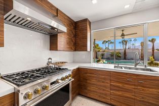 Single Family Residence, 2413 El Alameda, Palm Springs, CA 92262 - 24