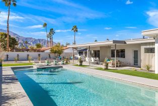 Single Family Residence, 2413 El Alameda, Palm Springs, CA 92262 - 4