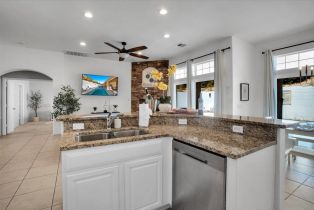 Single Family Residence, 10748 Ocotillo rd, Desert Hot Springs, CA 92240 - 10