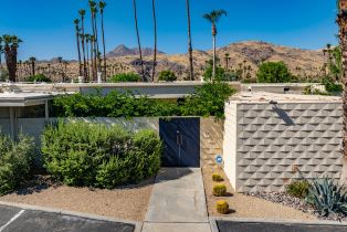 Condominium, 320 Desert Lakes dr, Palm Springs, CA 92264 - 2