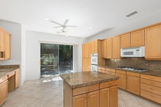 Single Family Residence, 47715 Via Montigo, La Quinta, CA 92253 - 10