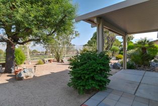 Single Family Residence, 64275 Pyrenees ave, Desert Hot Springs, CA 92240 - 24