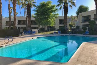 Condominium, 5300 Waverly dr, Palm Springs, CA 92264 - 2