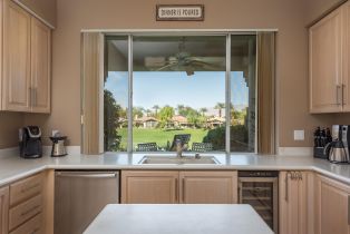 Condominium, 422 Desert Holly dr, Palm Desert, CA 92211 - 7