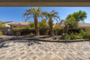 Single Family Residence, 37310 Wyndham rd, Palm Desert, CA 92211 - 4