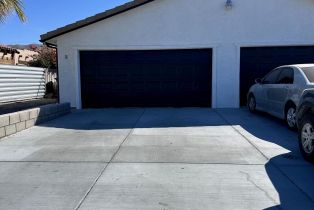 Residential Income, 13880 Ocotillo rd, Desert Hot Springs, CA 92240 - 2