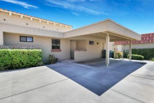 Condominium, 40498 Bay Hill way, Palm Desert, CA 92211 - 4