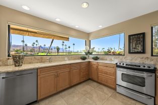 Condominium, 32 Tortosa dr, Rancho Mirage, CA 92270 - 4