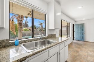 Single Family Residence, 76710 California dr, Palm Desert, CA 92211 - 25