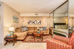 Condominium, 5225 Waverly dr, Palm Springs, CA 92264 - 5