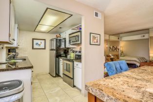 Condominium, 5225 Waverly dr, Palm Springs, CA 92264 - 9