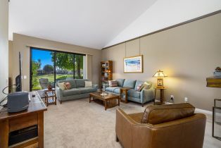 Condominium, 55054 Shoal Creek, La Quinta, CA  La Quinta, CA 92253