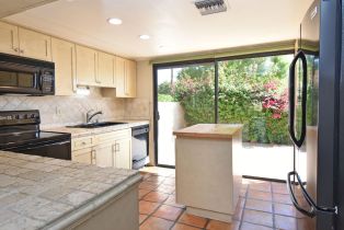 Condominium, 5300 Los Coyotes dr, Palm Springs, CA 92264 - 9