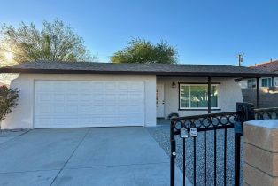 Single Family Residence, 13695 Nahum dr, Desert Hot Springs, CA 92240 - 2