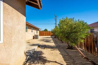 Single Family Residence, 16130 Avenida Mirola, Desert Hot Springs, CA 92240 - 33