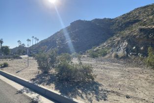 , 4601 Matthew dr, Palm Springs, CA 92264 - 2