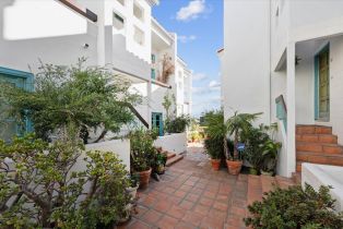 Condominium, 8562 West Knoll dr, West Hollywood , CA 90069 - 2