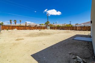 Single Family Residence, 13292 El Cajon dr, Desert Hot Springs, CA 92240 - 19