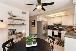 Condominium, 2074 Mira Vista way, Palm Springs, CA 92262 - 15