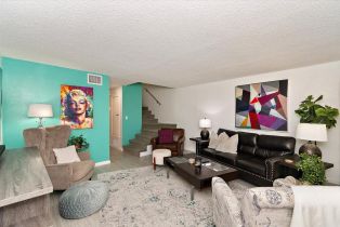 Condominium, 2074 Mira Vista way, Palm Springs, CA 92262 - 4