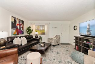 Condominium, 2074 Mira Vista way, Palm Springs, CA 92262 - 6