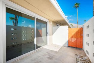 Condominium, 2240 Calle Palo Fierro, Palm Springs, CA 92264 - 22