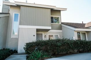 Condominium, 18 Fuchsia, Irvine, CA  Irvine, CA 92604