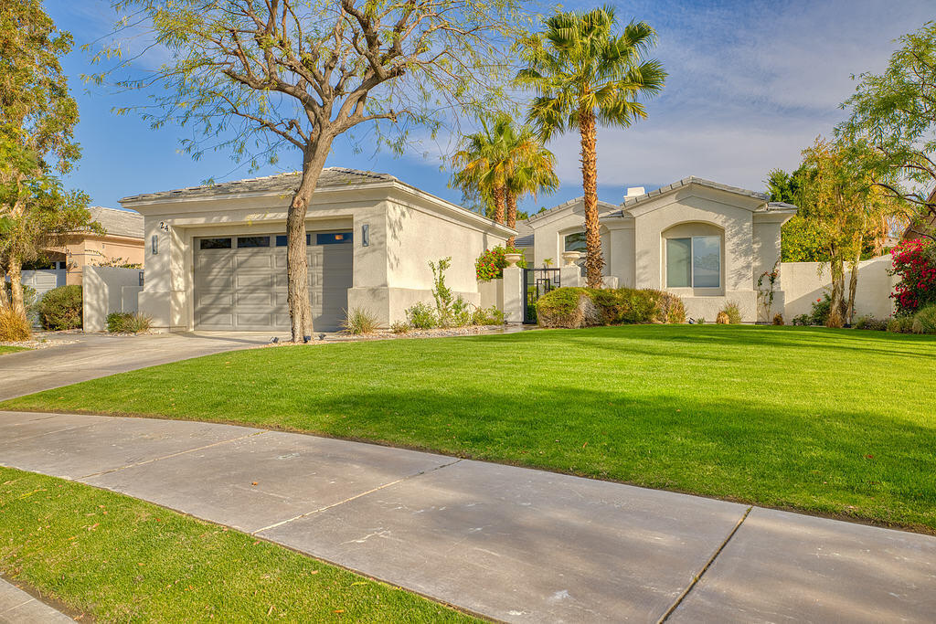 Single Family Residence, 24 Paris way, Rancho Mirage, CA 92270 - 1
