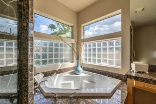 Single Family Residence, 12 Via Elegante, Rancho Mirage, CA 92270 - 20