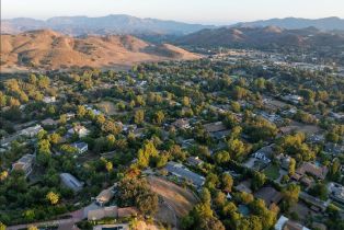 , 53 Foothill dr, Agoura Hills, CA 91301 - 12
