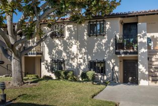 Condominium, 12104 Rancho Bernao rd, San Diego, CA 92128 - 2