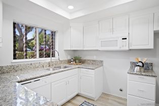 Condominium, 12104 Rancho Bernao rd, San Diego, CA 92128 - 8