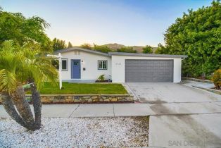 Single Family Residence, 6762 Cowles Mountain blvd, San Diego, CA 92119 - 59