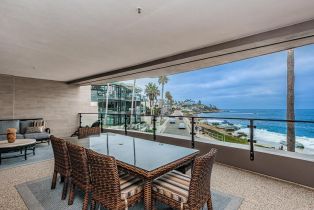 , 6767 Neptune, La Jolla, CA 92037 - 2