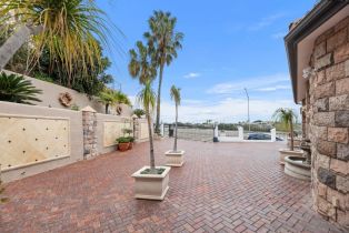 , 5786 La Jolla Mesa dr, La Jolla, CA 92037 - 6