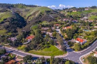 , 240 Bell Canyon rd, Bell Canyon, CA 91307 - 9