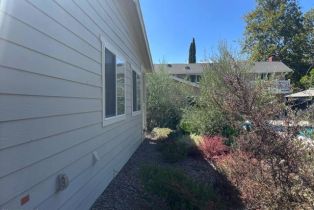 Single Family Residence, 2081 El Monte dr, Thousand Oaks, CA 91362 - 17