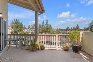 Condominium, 631 Oak Run Trail, Oak Park, CA 91377 - 12