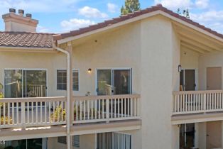 Condominium, 631 Oak Run Trail, Oak Park, CA 91377 - 2