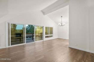 Condominium, 101 Rosehedge ln, Oak Park, CA 91377 - 2