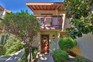 Condominium, 21555 Burbank BLVD, Woodland Hills, CA  Woodland Hills, CA 91367