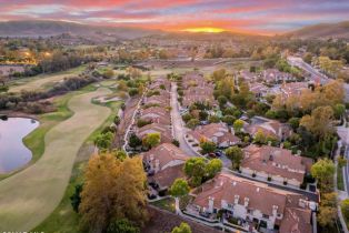 Condominium, 322 Country Club DR, Simi Valley, CA  Simi Valley, CA 93065