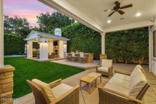 Single Family Residence, 11561 Kelsey st, Studio City, CA 91604 - 45