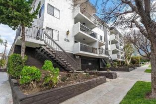 Condominium, 635  E Elmwood AVE, Burbank, CA  Burbank, CA 91501