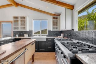 Single Family Residence, 14975 Yerba Buena rd, Malibu, CA 90265 - 16