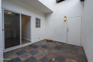 Townhouse, 5580 Spanish Oak ln, Agoura Hills, CA 91377 - 17